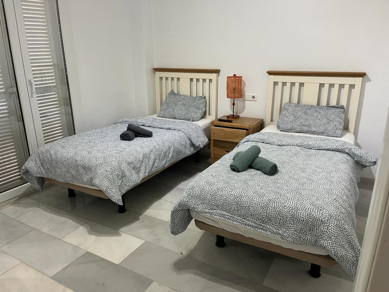 Soas Puerto Banus Playa Rocio Lägenhet Marbella Exteriör bild